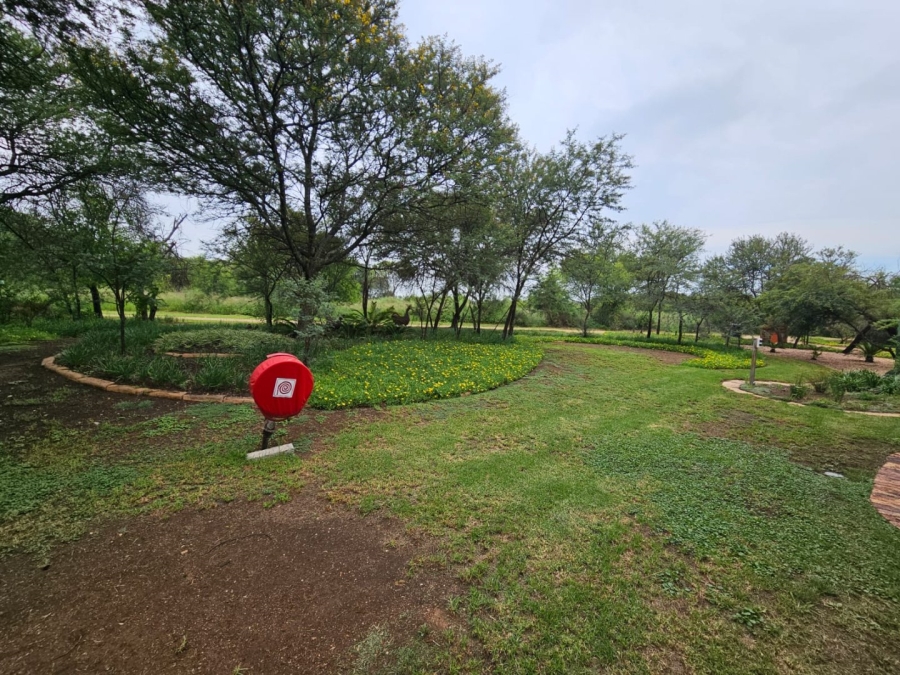 5 Bedroom Property for Sale in Boschenvaal River Front Lodges Free State